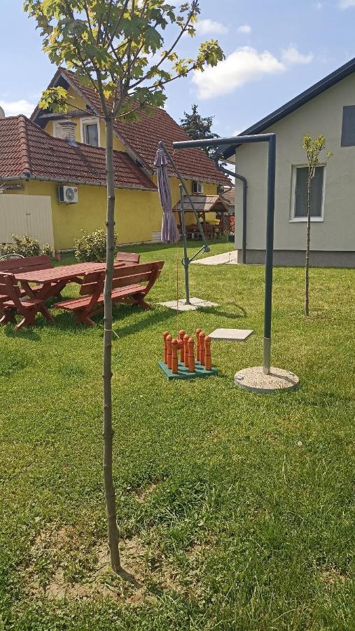 Sueni Apartman Ordacsehi Esterno foto