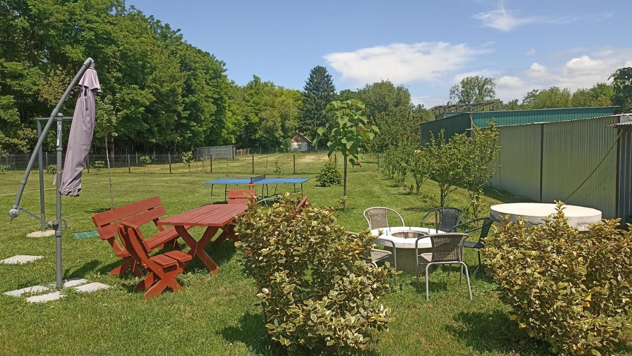 Sueni Apartman Ordacsehi Esterno foto